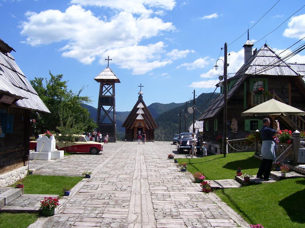 Viola I Detelina Apartments Perucac Buitenkant foto